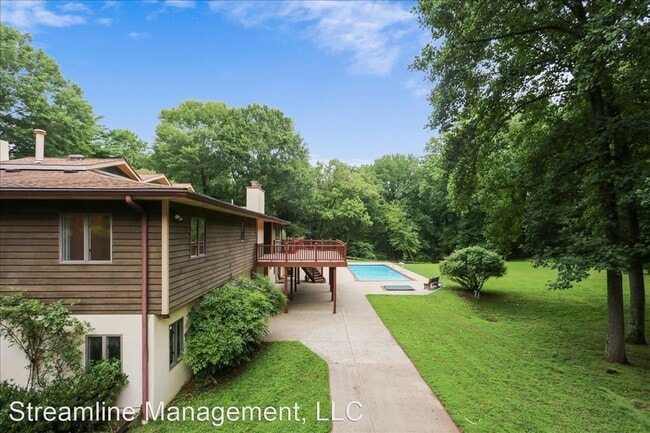 Building Photo - 7 br, 7.5 bath House - 7709 Brickyard Rd