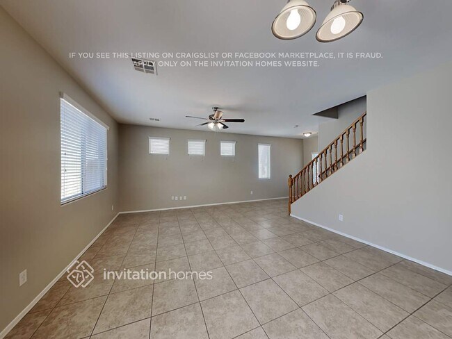 Building Photo - 17412 W Mandalay Ln