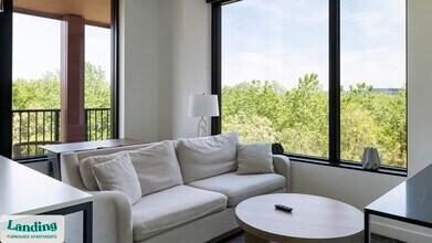 Building Photo - 632 Howard Rd SE