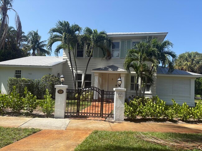 Foto del edificio - 319 Buckingham Rd