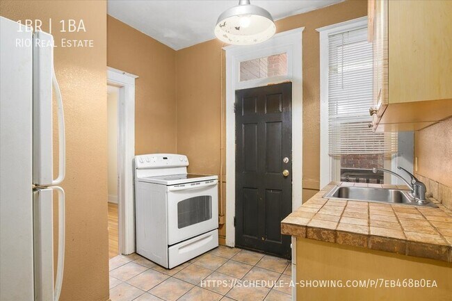 Foto del edificio - Great 1 bedroom with office in Uptown!