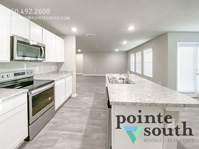 Foto del edificio - 7063 Abigail St