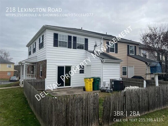 Foto del edificio - 218 Lexington Rd