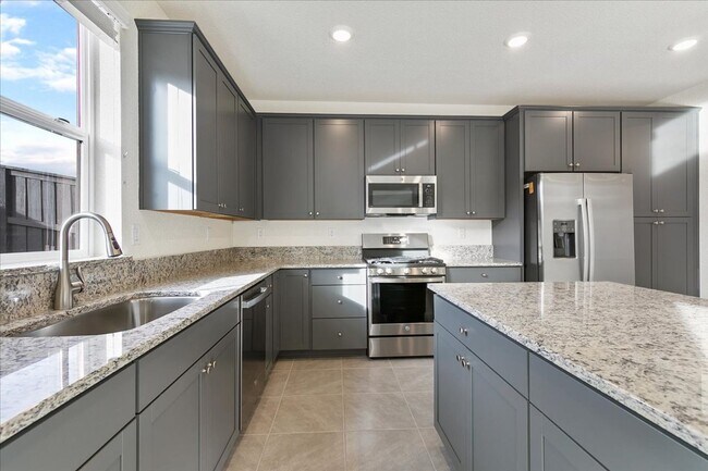 Building Photo - Brand New, Large and Luxurious 4 Bedroom, ...
