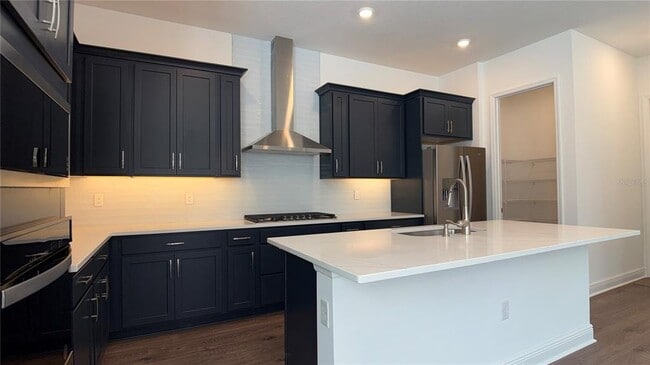 Building Photo - 14409 Crest Palm Ave