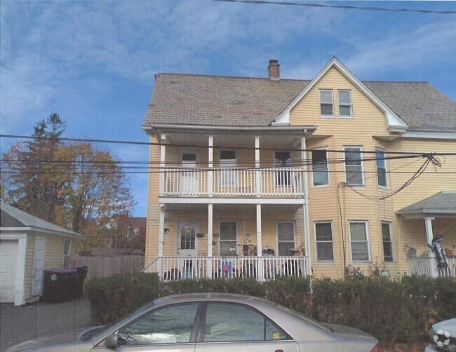 Building Photo - 27 Parker St