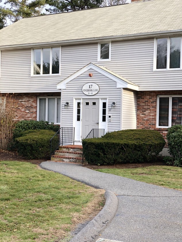 17 Pinebrook Ln, Easton, MA 02375 Apartments in Easton, MA