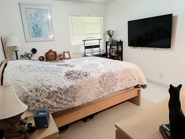 Photo - 522 Normandy Ln Apartment