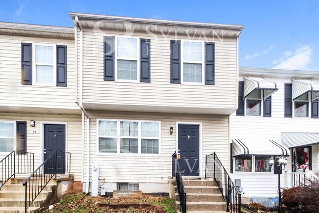 Foto del edificio - Discover Your Tranquil Oasis in this 3-Bedroom Haven