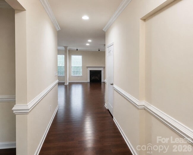 Building Photo - 10665 Sky Chase Ave NW