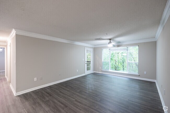 2BR - 1BA, 1059 m2 - River Vista