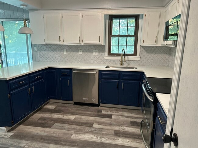 Updated Kitchen - 11203 NW 58th St