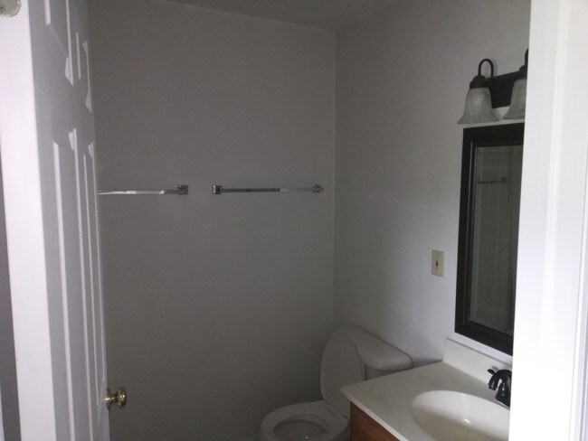 bathroom - 15 S Shafer St