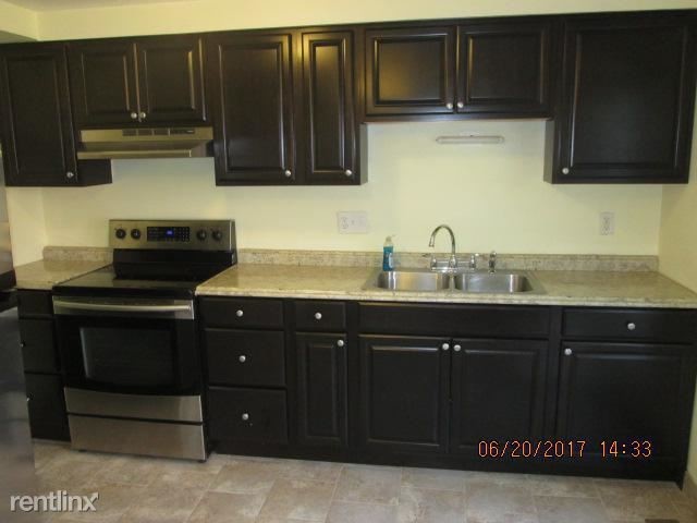 Primary Photo - 4 br, 1.5 bath Townhome - 1217 Etting St