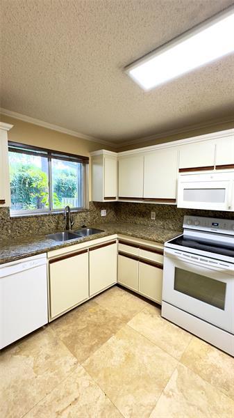 Foto del edificio - 2126 Discovery Cir W