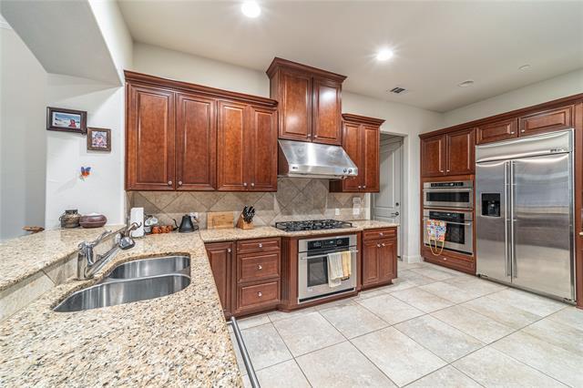 Foto del edificio - 3120 Bloomfield Ct