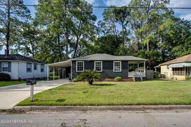 Foto del edificio - 4826 French St