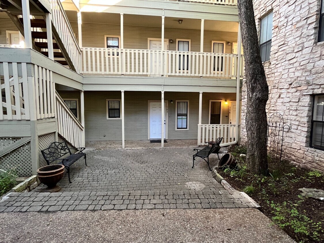 Foto principal - Cozy One Bedroom in Hyde Park