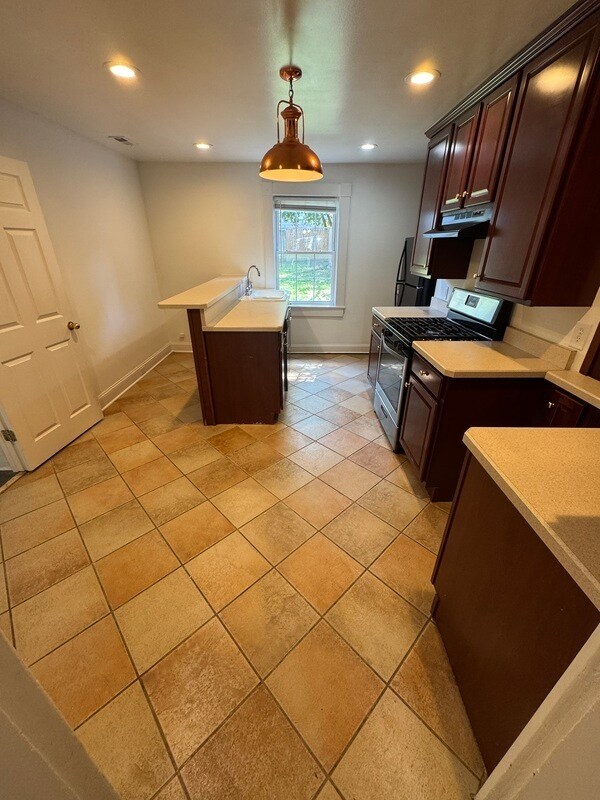 Foto del edificio - 609 N 25th St