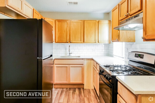 Building Photo - 4324 SE 39th St