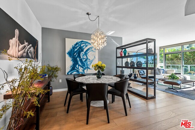 Foto del edificio - 13700 Marina Pointe Dr