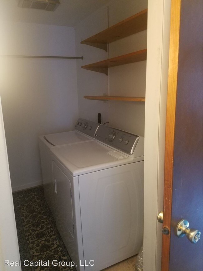 Foto del edificio - 3 br, 1.5 bath House - 951 Rt. 146