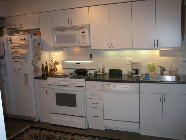 Kitchen - 1513 W Jackson Blvd