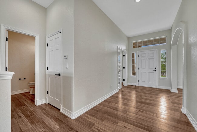 Building Photo - 11700 Coeur D Alene Dr
