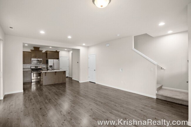 Building Photo - 7263 NW 165th Ave