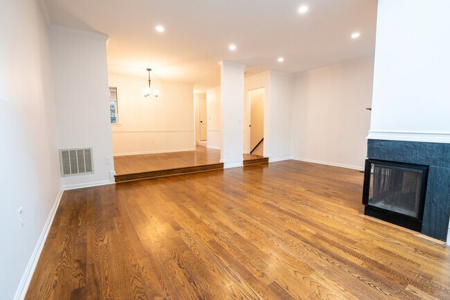 Building Photo - 2119 Hutchison Grove Ct