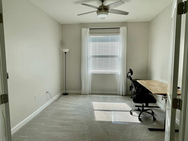 Building Photo - 5210 Coral Reef Way