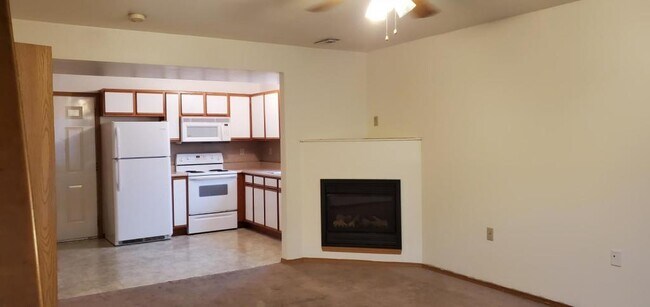 Foto del edificio - 1402 Frosty Dr