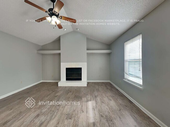 Foto del edificio - 11302 Monument Landing Blvd