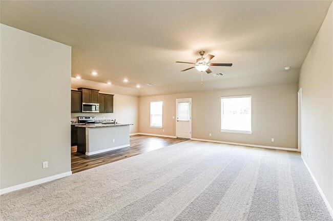 Foto del edificio - 1601 Crimson Lake Blvd