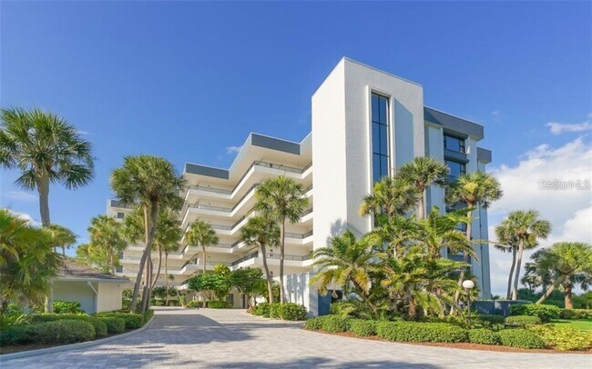 Foto del edificio - 8600 Midnight Pass Rd