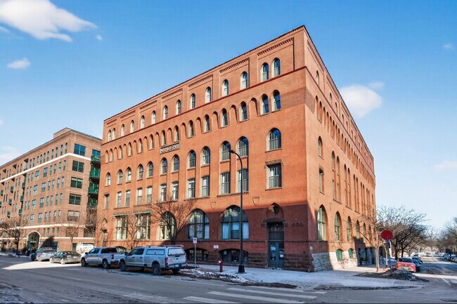 Foto del edificio - 400 N 1st St