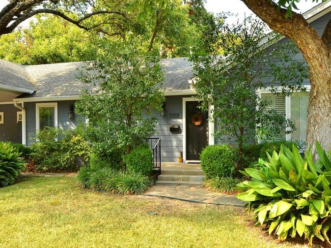 Foto del edificio - 5018 Shoal Creek Blvd