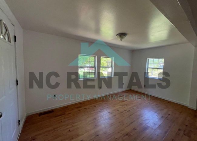 Foto del edificio - 2214 Noahtown Rd