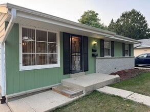 Building Photo - 6483 N 51st St