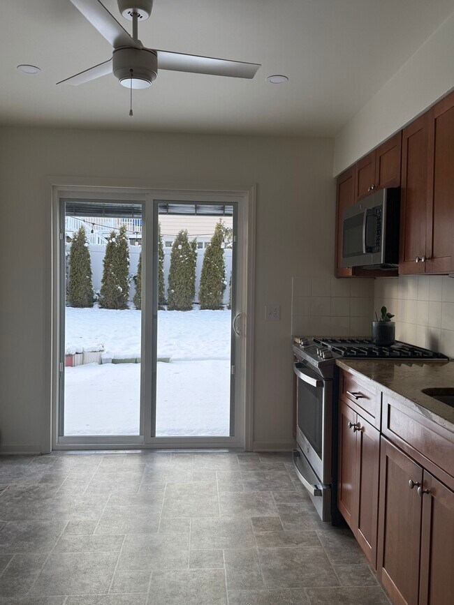 Foto del edificio - 724 6th St