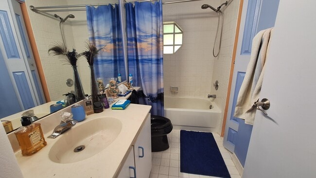 Foto del edificio - 18899 La Costa Ln