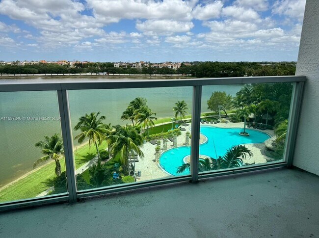 Foto del edificio - 2681 N Flamingo Rd