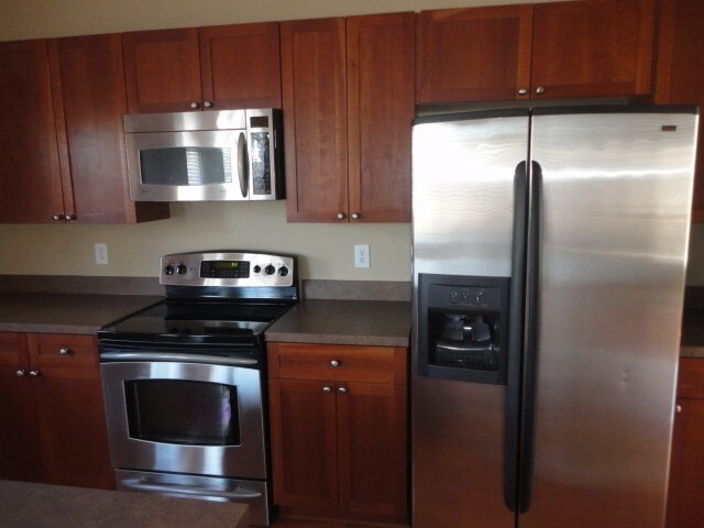 Building Photo - 317 Collinsworth Dr