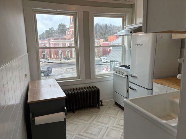 Cocina del apartamento 5 con frigorífico europeo - 9 River St