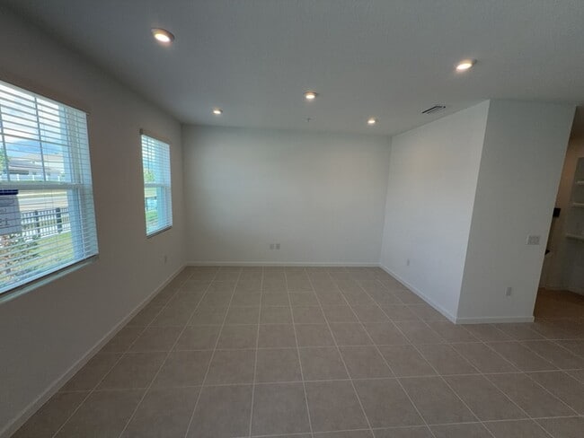 Building Photo - 4216 Sadler Rd