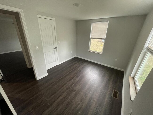 Foto del edificio - 138 E Hannum St