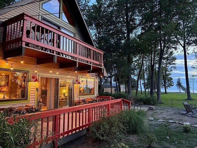 Foto del edificio - 7258 E Beach Dr