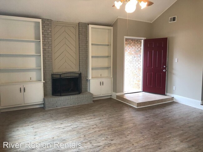 Foto del edificio - 3 br, 2 bath House - 4684 Ray Drive