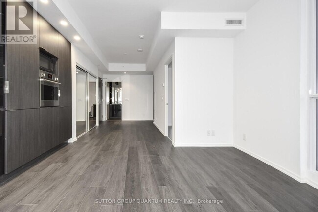 Building Photo - 70 Temperance St