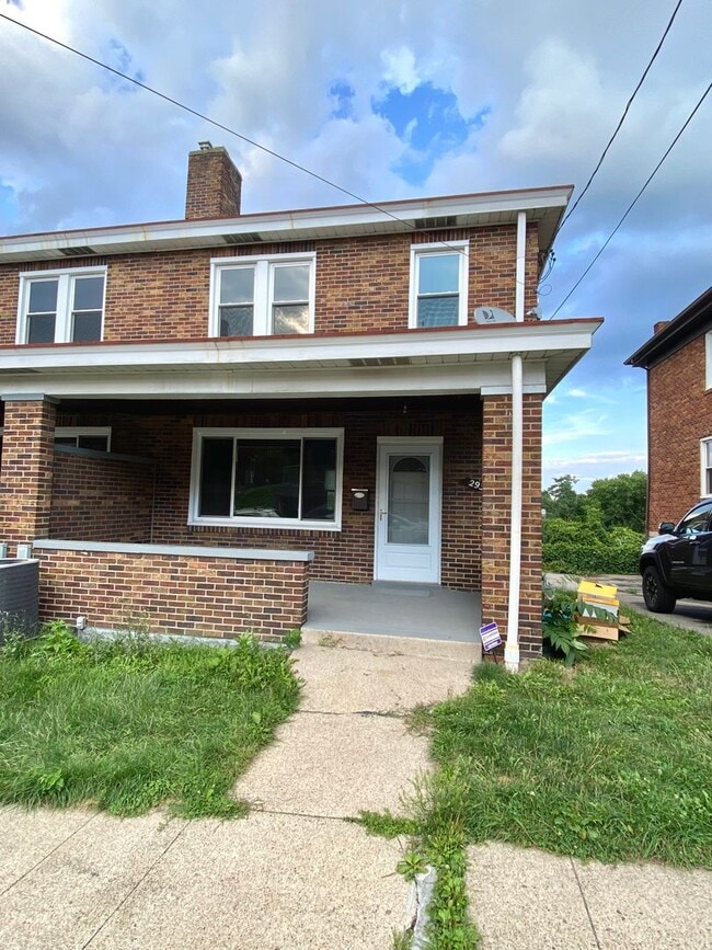 Building Photo - 2929-2931-2931 Clermont Ave